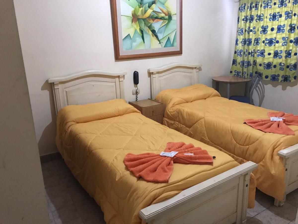 Hotel Suenos La Plata Zewnętrze zdjęcie