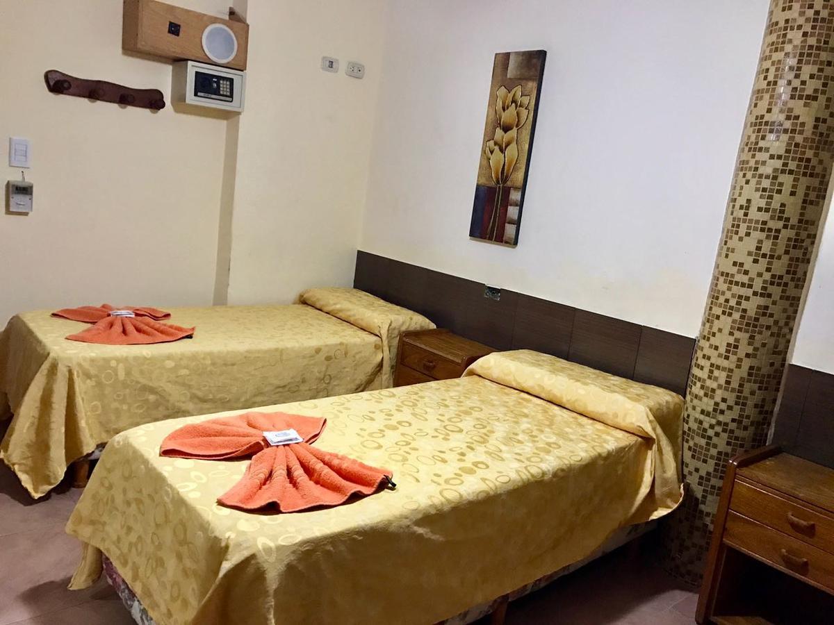 Hotel Suenos La Plata Zewnętrze zdjęcie